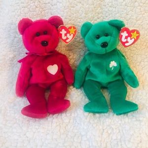 TY BEANIE BABIES: VALENTINA & ERIN (HOLIDAY BEARS)